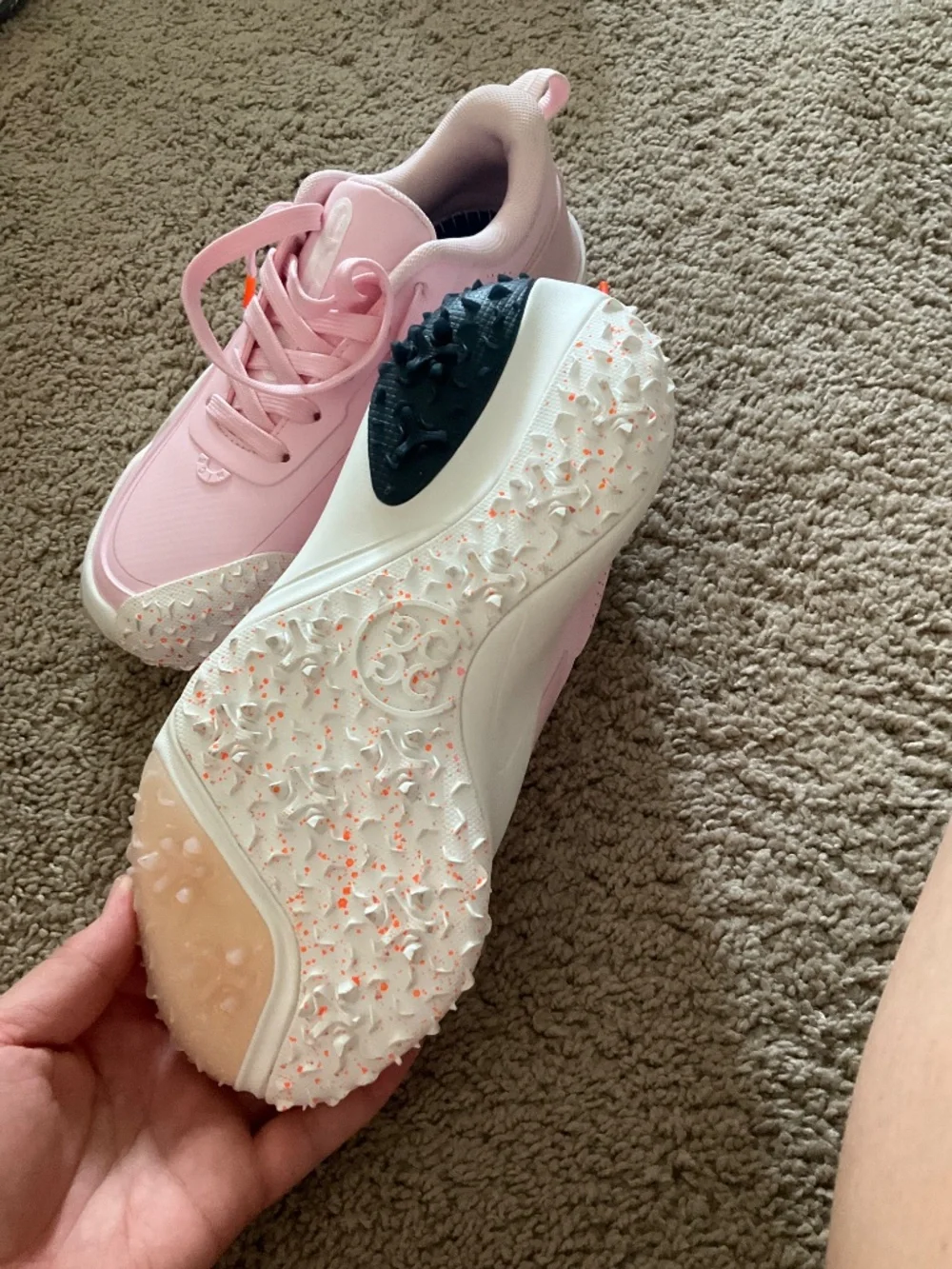 G/FORE – The Women’s G/18 golf shoe